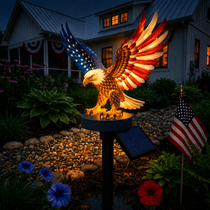 🔥LAST DAY 50% OFF – Solar Eagle Garden Light – A Glowing Tribute to American Freedom